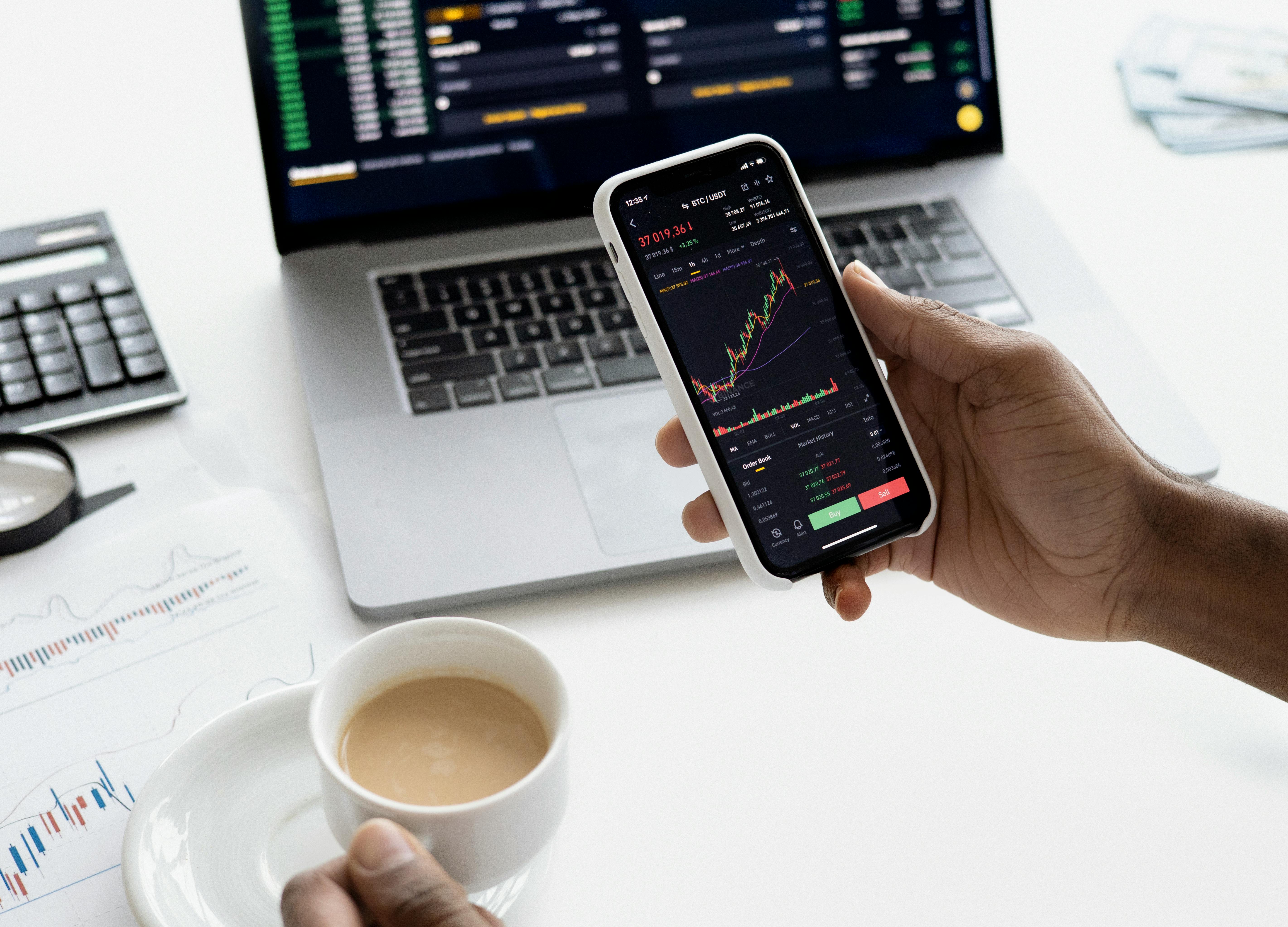 SAFE Notes vs Convertible Notes: Pros and Cons